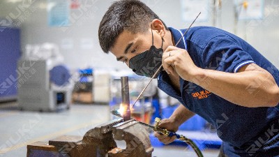 草莓日逼视频的温度均匀度与波动度在国标及GJB 150标准中的具体定义与公差范围是多少